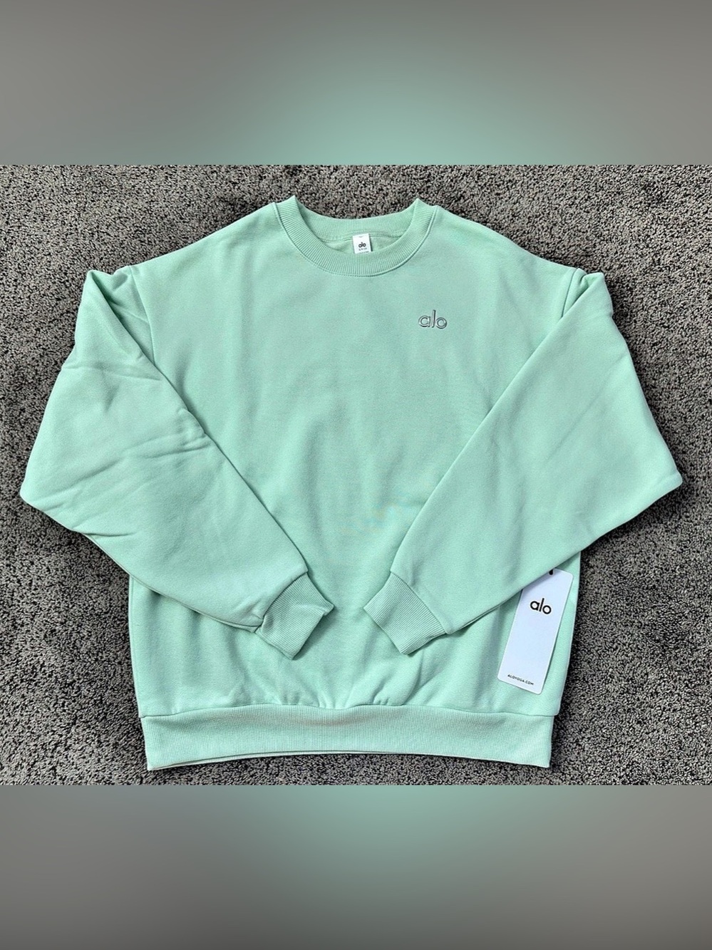 Alo Yoga Accolade Crew Neck Pullover - Spearmint - Size Small - NWT